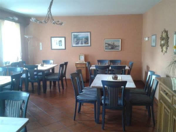 היילברון Hotel Gasthof Zum Roessle מראה חיצוני תמונה