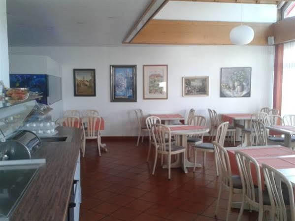 היילברון Hotel Gasthof Zum Roessle מראה חיצוני תמונה