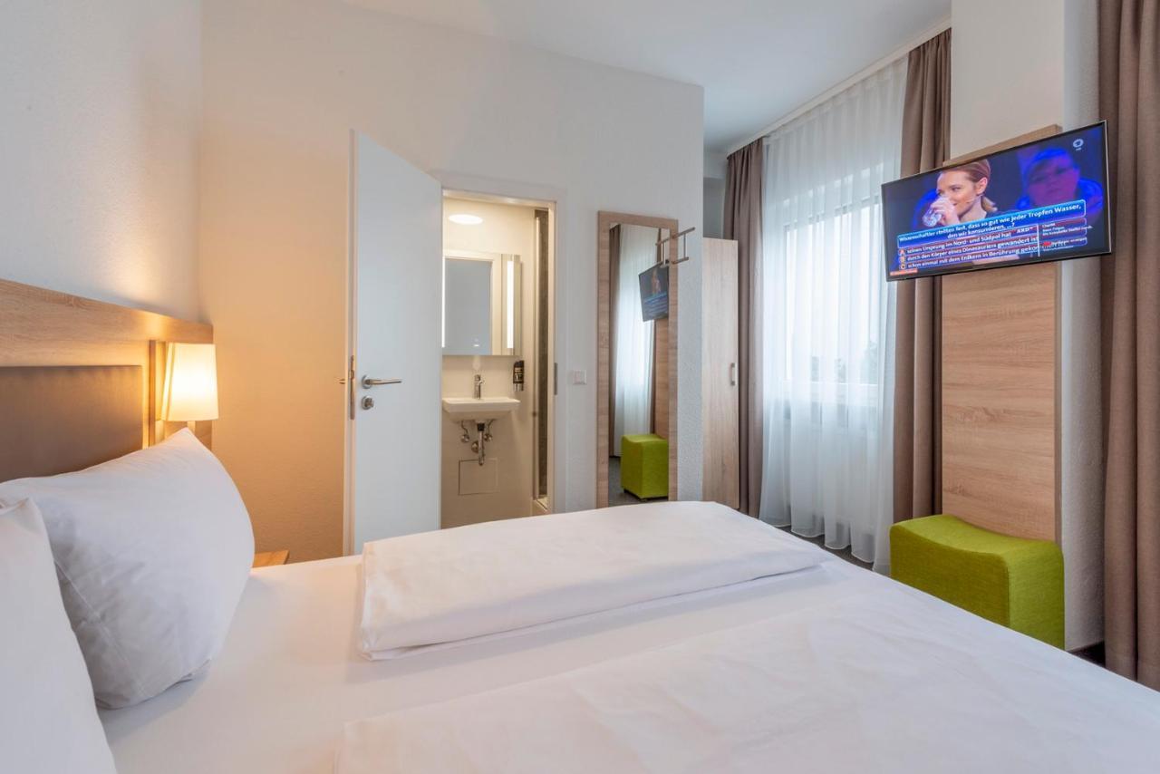 היילברון Hotel Gasthof Zum Roessle מראה חיצוני תמונה